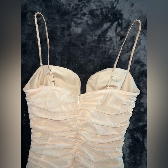 Oh Polly Never Too Late Mini Dress in Beige Size 6 - Picture 12 of 14